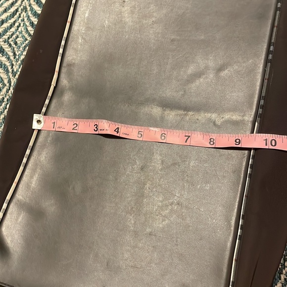 Burberry - Picture 4 of 12